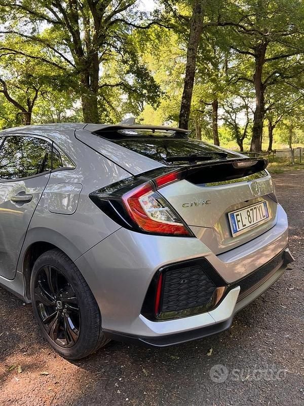 Usata Honda Civic 120 CV (88 kW) 2018 Grigio Berlina