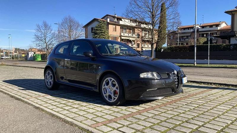 Usata Alfa Romeo 147 GTA 252 CV (185 kW) 2003 Utilitaria