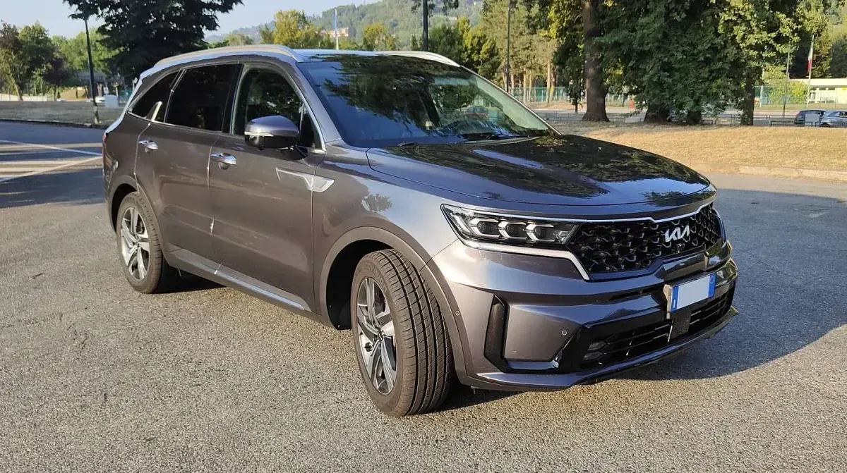 Usata Kia Sorento 230 CV (169 kW) 2022 Grigio SUV