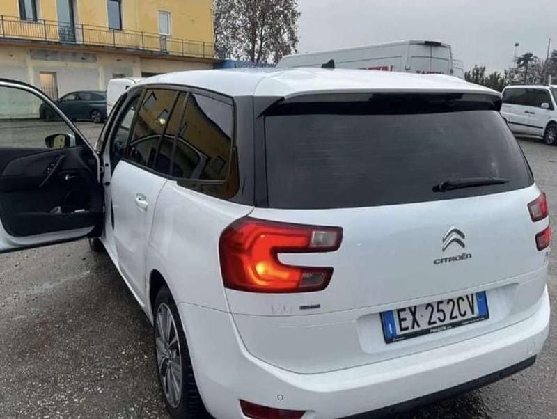 Bianco Usata 2014 Citroën Grand C4 Picasso Exclusive Monovolume | 6800 € (Buon prezzo) - Immagine 1/4