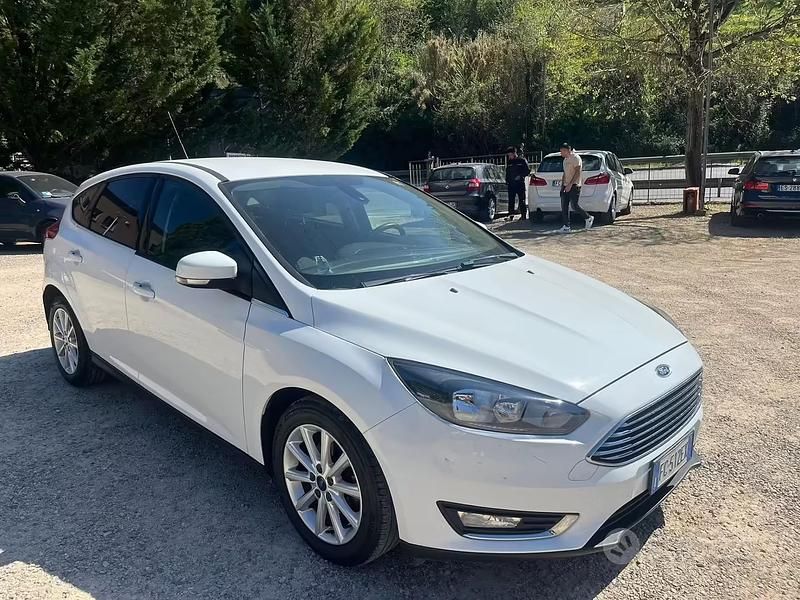 Usata Ford Focus 95 CV (69 kW) 2016 Bianco Berlina