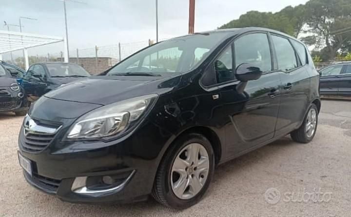 Usata Opel Meriva 120 CV (88 kW) 2016 Nero Monovolume
