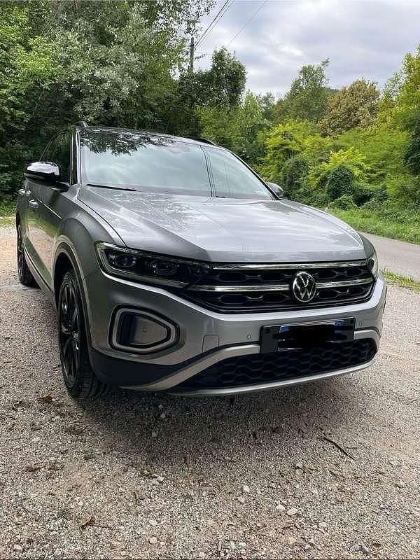 Usata VW T-Roc Style 110 CV (80 kW) 2022 Grigio SUV