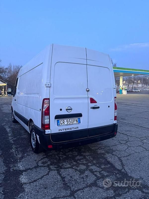 Usata Nissan Interstar 135 CV (99 kW) 2023 Bianco Furgone