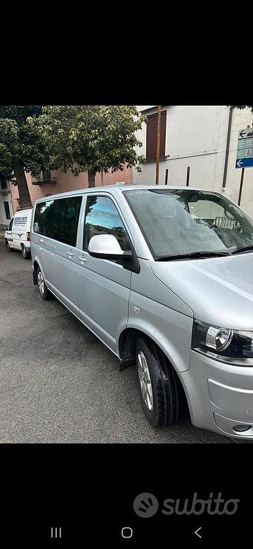 Usata VW Caravelle 150 CV (110 kW) 2018 Grigio Furgone