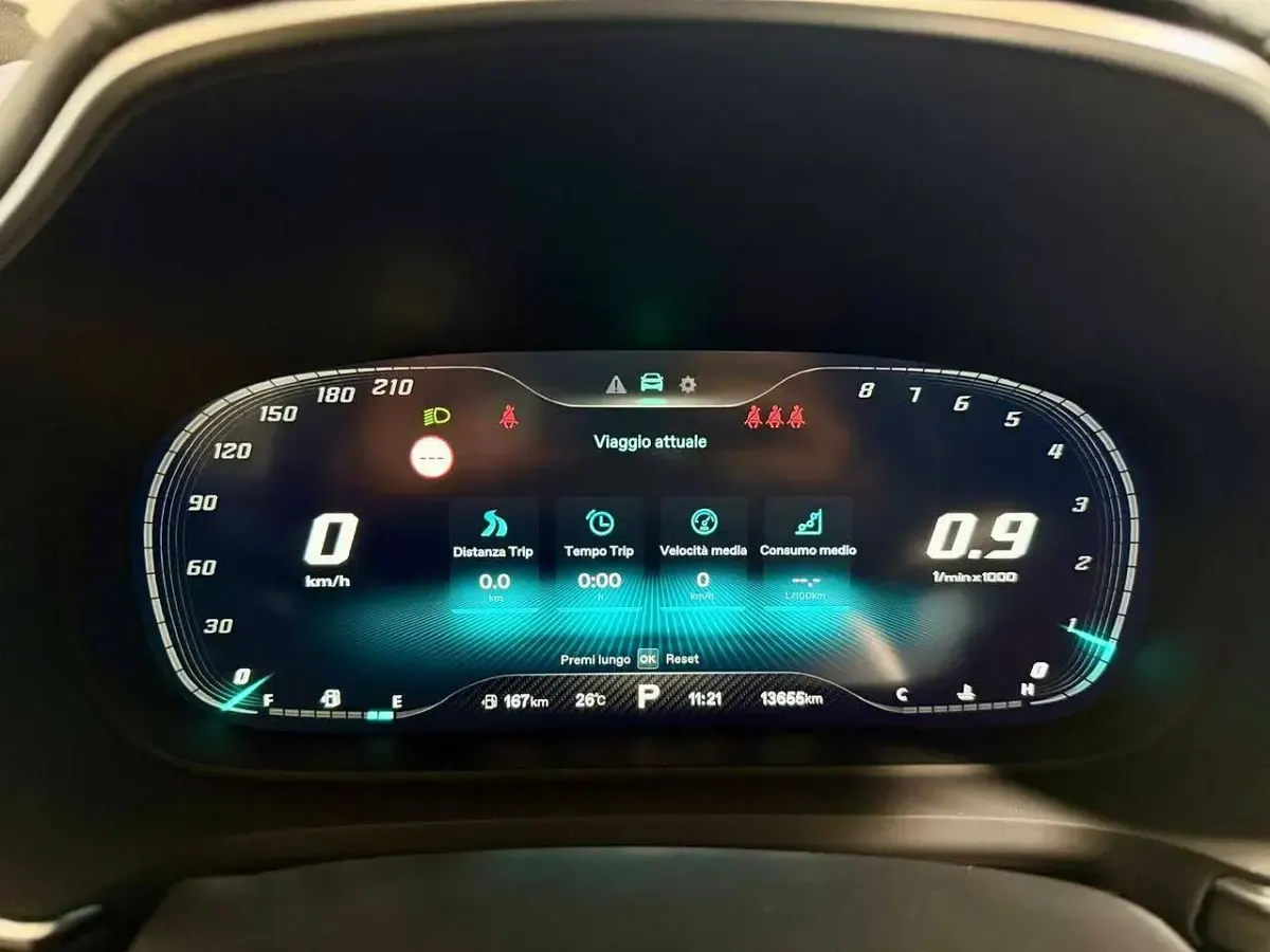 Usata MG HS Luxury 162 CV (119 kW) 2023 Dover white SUV