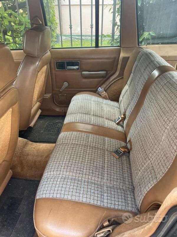 Usata Jeep Cherokee 130 CV (95 kW) 1989 Nero SUV