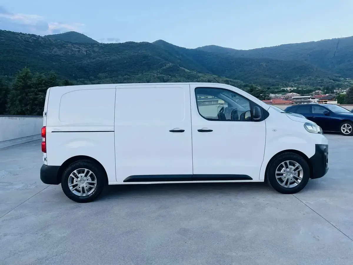 Usata Citroën Jumpy 116 CV (85 kW) 2018 Bianco Monovolume