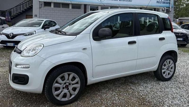Usata Fiat Panda Pop 80 CV (58 kW) 2015 Bianco Utilitaria