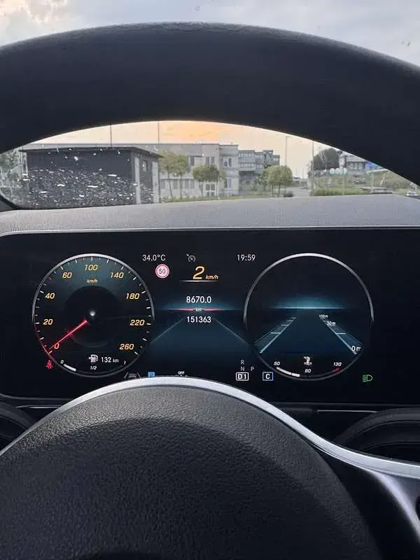 Usata Mercedes B180 Executive 116 CV (85 kW) 2019 Grigio Utilitaria