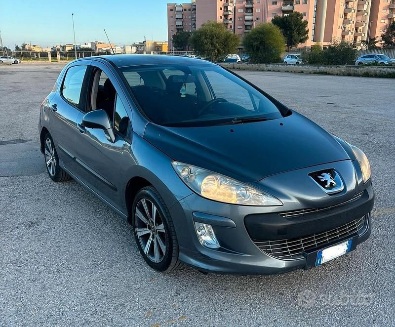 Usata Peugeot 308 110 CV (80 kW) 2009 Grigio Berlina