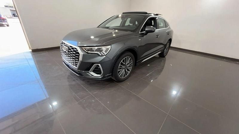 Usata Audi Q3 S-Line 150 CV (110 kW) 2025 Grigio daytona SUV