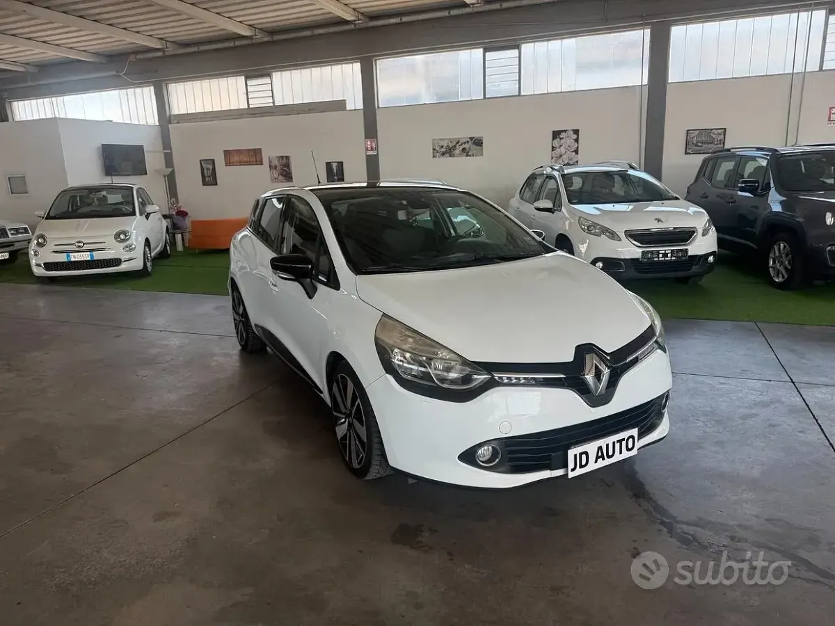 Usata Renault Clio 90 CV (66 kW) 2014 Bianco Station wagon