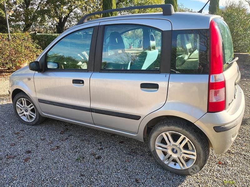 Usata Fiat Panda 69 CV (50 kW) 2007 Grigio Berlina