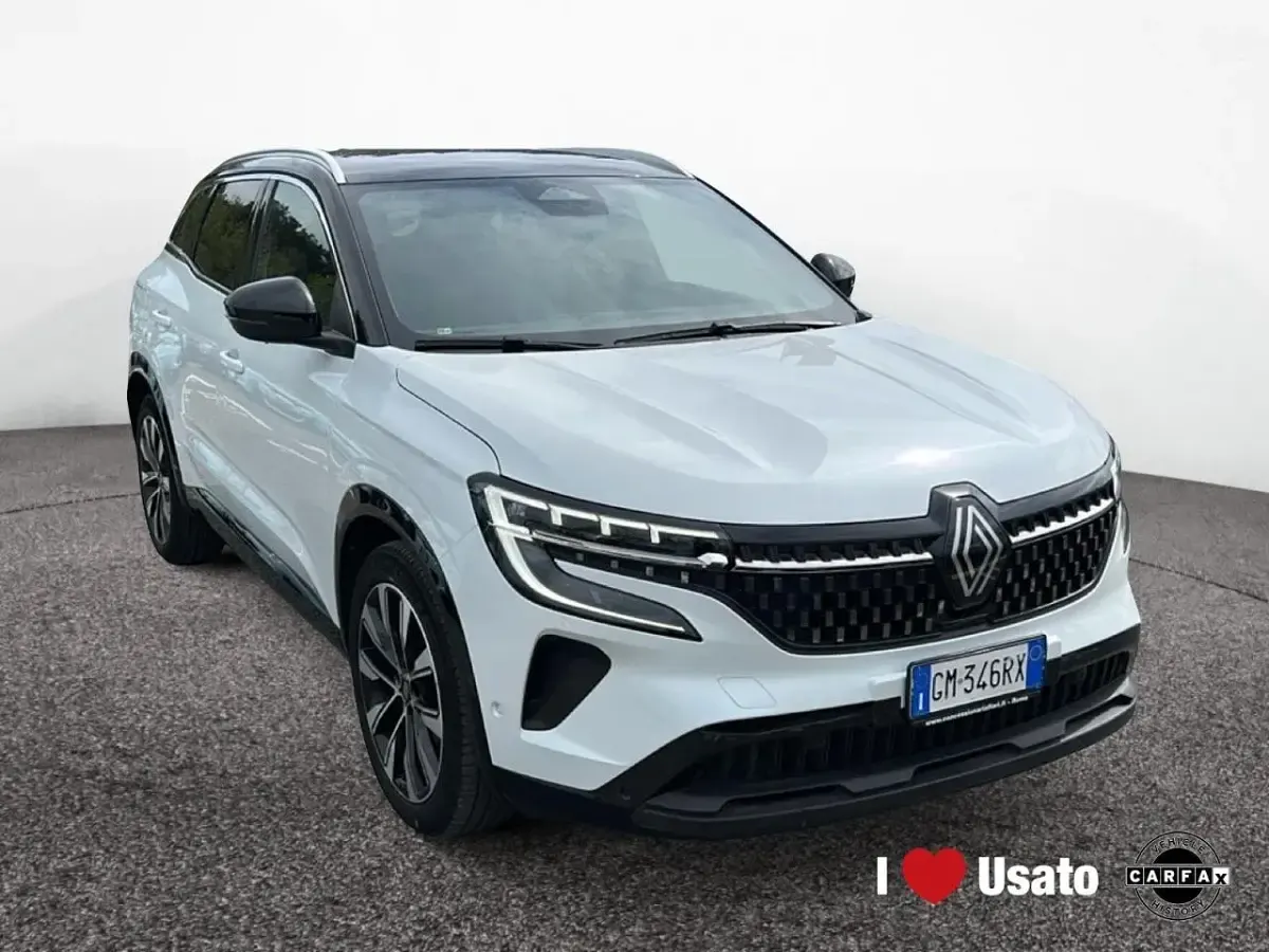 Usata Renault Clio Techno 158 CV (116 kW) 2023 Bianco Utilitaria