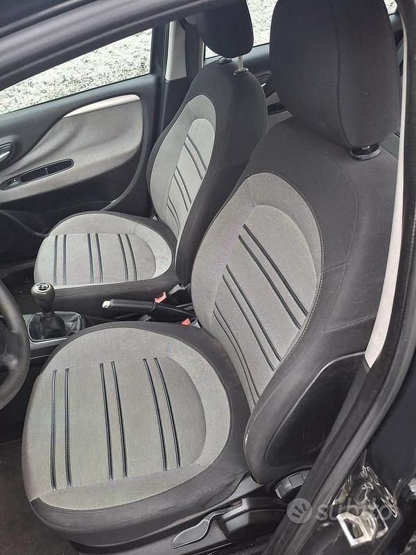 Usata Fiat Punto Evo 90 CV (66 kW) 2010 Nero Utilitaria