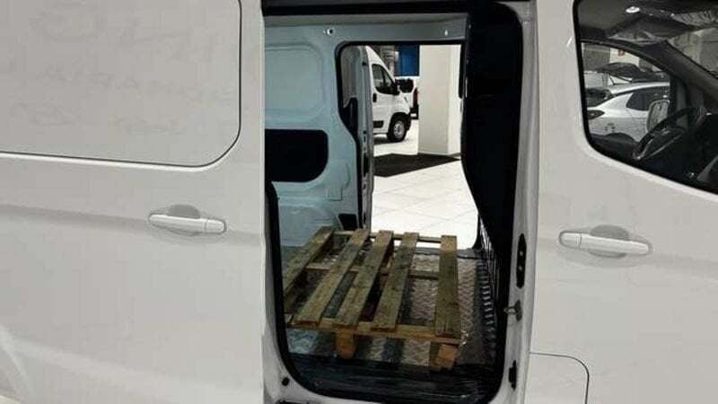 Nuova BYD ETP3 100 kW (136 CV) 2025 Bianco Furgone
