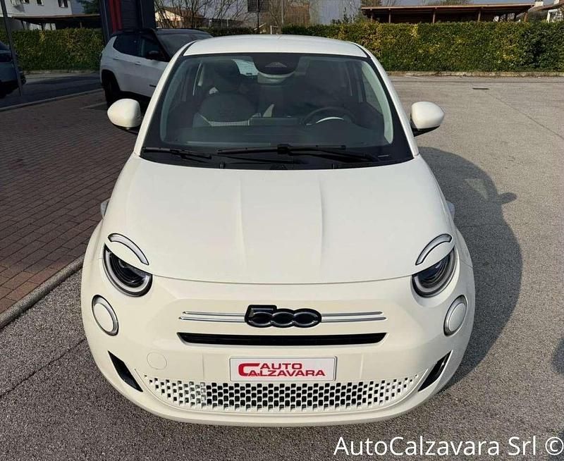 Nuova Fiat 500 65 CV (47 kW) 2026 Bianco gelato Berlina
