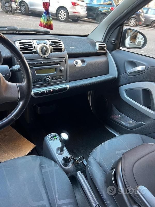 Bianco Usata 2009 Smart ForTwo Coupé Coupé | 4250 € - Immagine 1/4