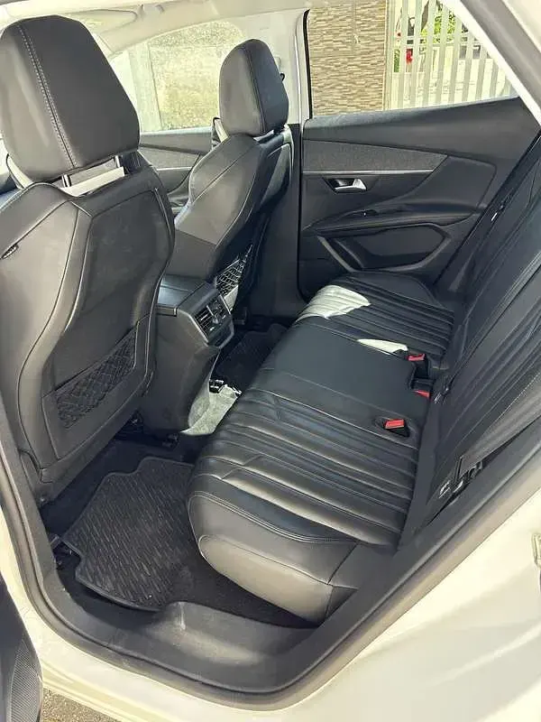 Usata Peugeot 3008 Access 120 CV (88 kW) 2017 Bianco SUV
