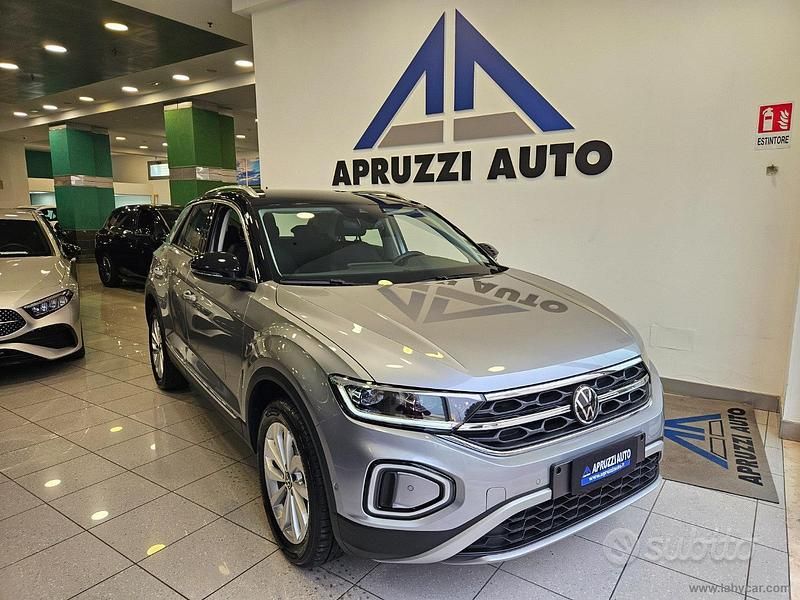 Usata VW T-Roc Style 116 CV (85 kW) 2025 Argento SUV