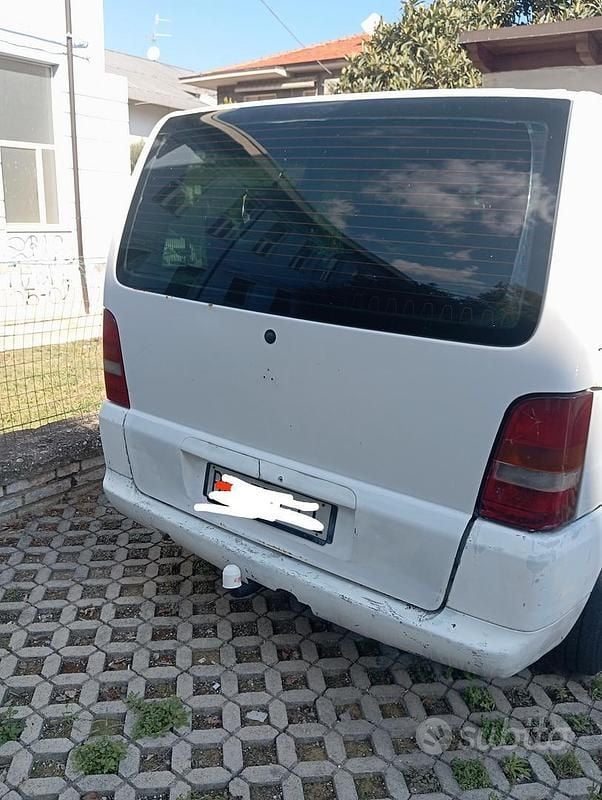 Käytetty Mercedes Vito 122 HP (89 kW) 1999 Valkoinen Van