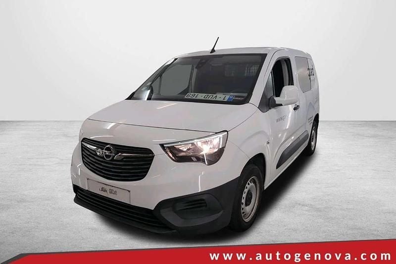 Usata Opel Combo Edition 75 CV (55 kW) 2019 Bianco Monovolume