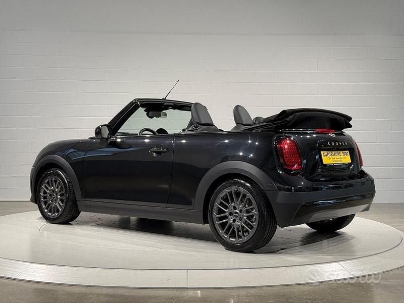 Usata Mini Cooper Cabriolet Classic 163 CV (119 kW) 2025 Nero Cabrio