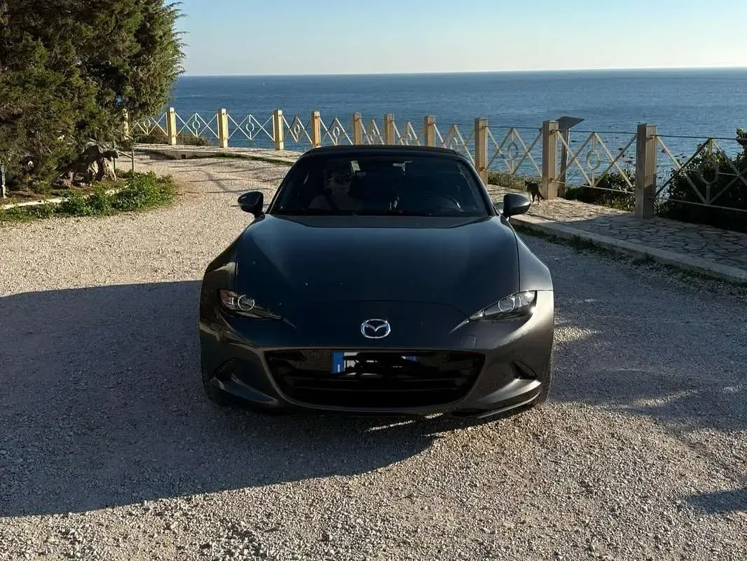 Usata Mazda MX5 Exceed 184 CV (135 kW) 2019 Argento Cabrio