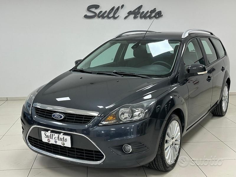 Usata Ford Focus Titanium 110 CV (80 kW) 2008 Grigio Station wagon