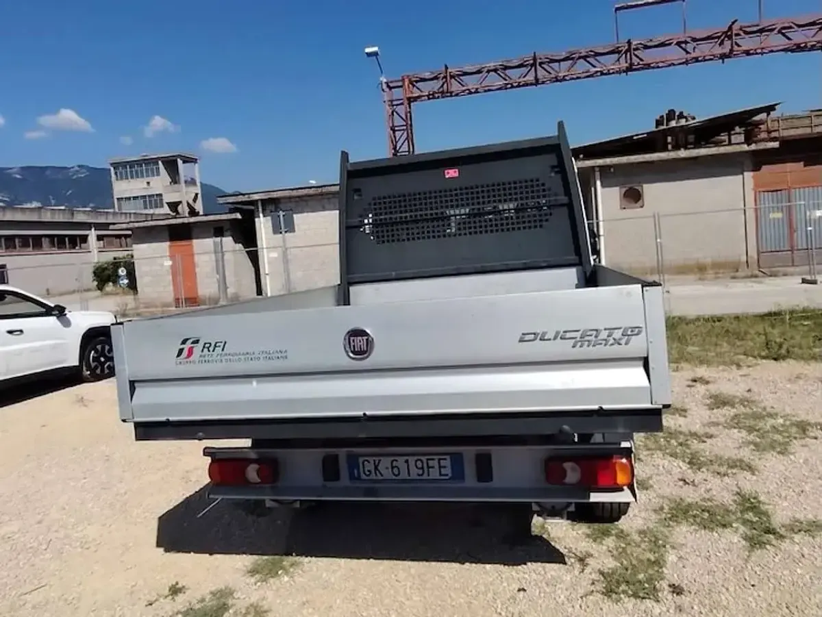 Usata Fiat Ducato 140 CV (102 kW) 2022 Bianco Furgone