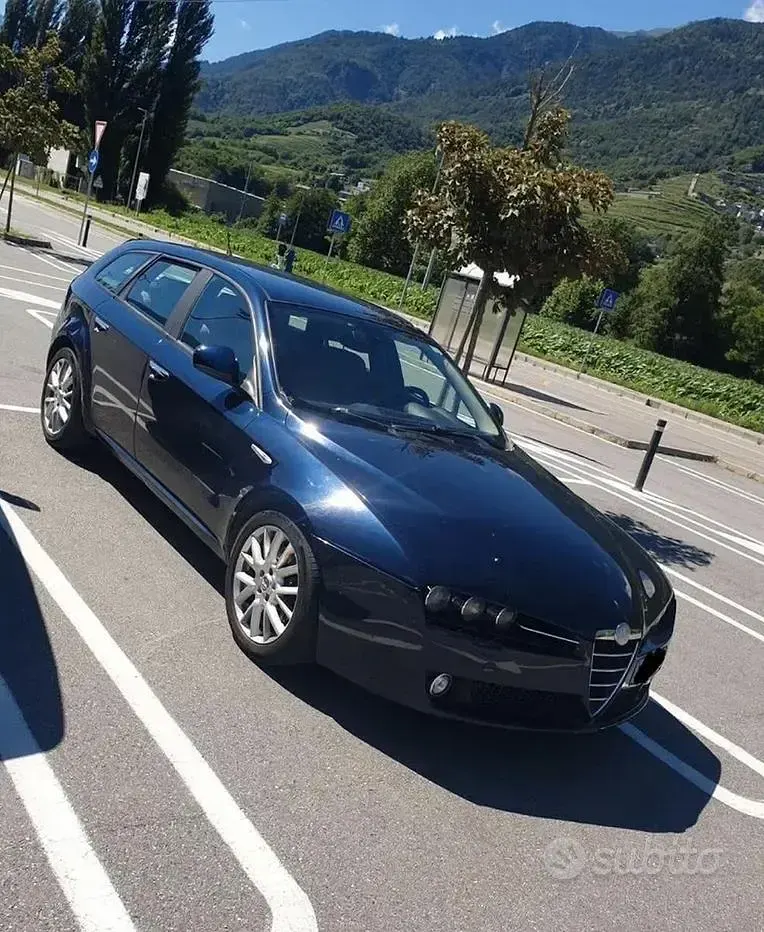 Usata Alfa Romeo 159 150 CV (110 kW) 2006 Blu Station wagon