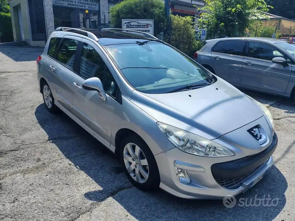 Usata Peugeot 308 Premium 120 CV (88 kW) 2008 Grigio Station wagon