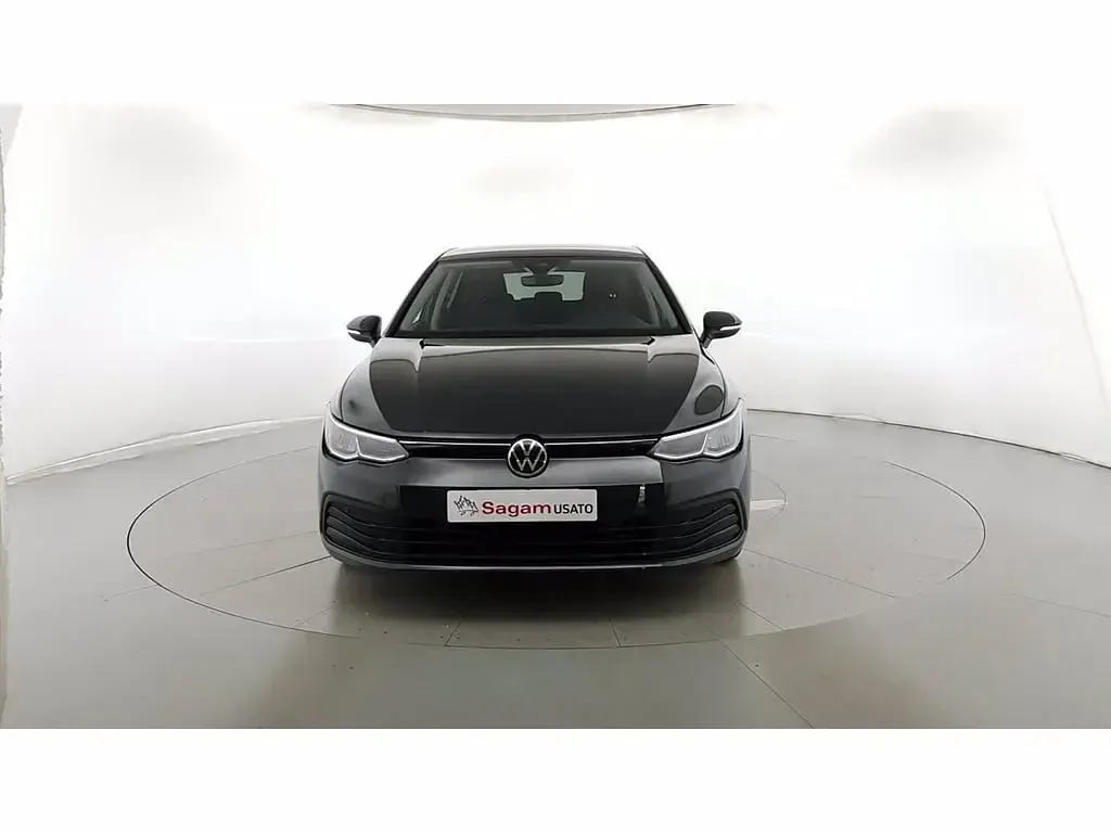 Usata VW Golf VIII Life 110 CV (80 kW) 2020 Grigio urano