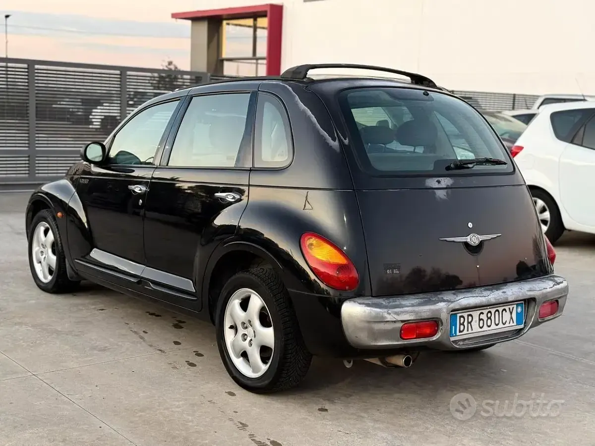 Usata Chrysler PT Cruiser 141 CV (103 kW) 2001 Nero Monovolume