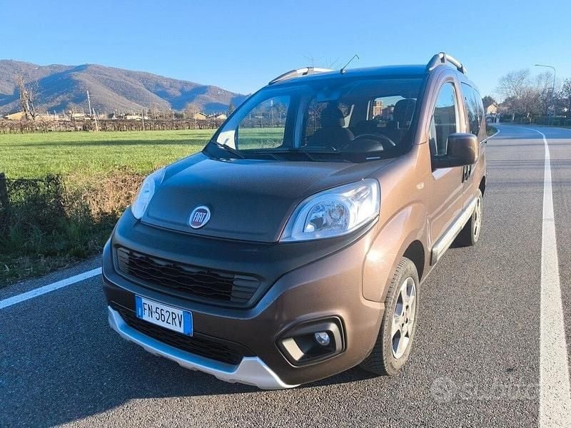 Usata Fiat Qubo Trekking 95 CV (69 kW) 2018 Marrone Monovolume