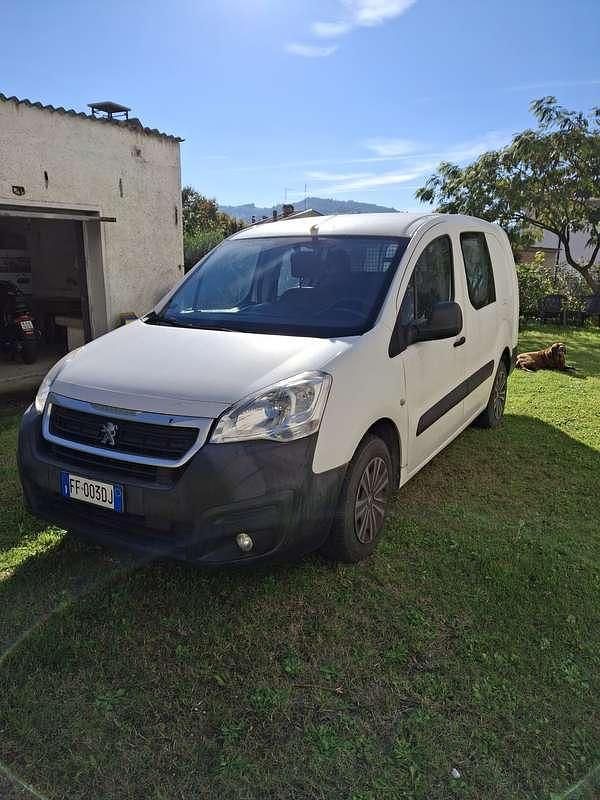 Usata Peugeot TePee Access 75 CV (55 kW) 2016 Station wagon