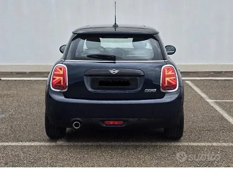 Usata Mini Cooper Hype 136 CV (100 kW) 2018 Blu Utilitaria