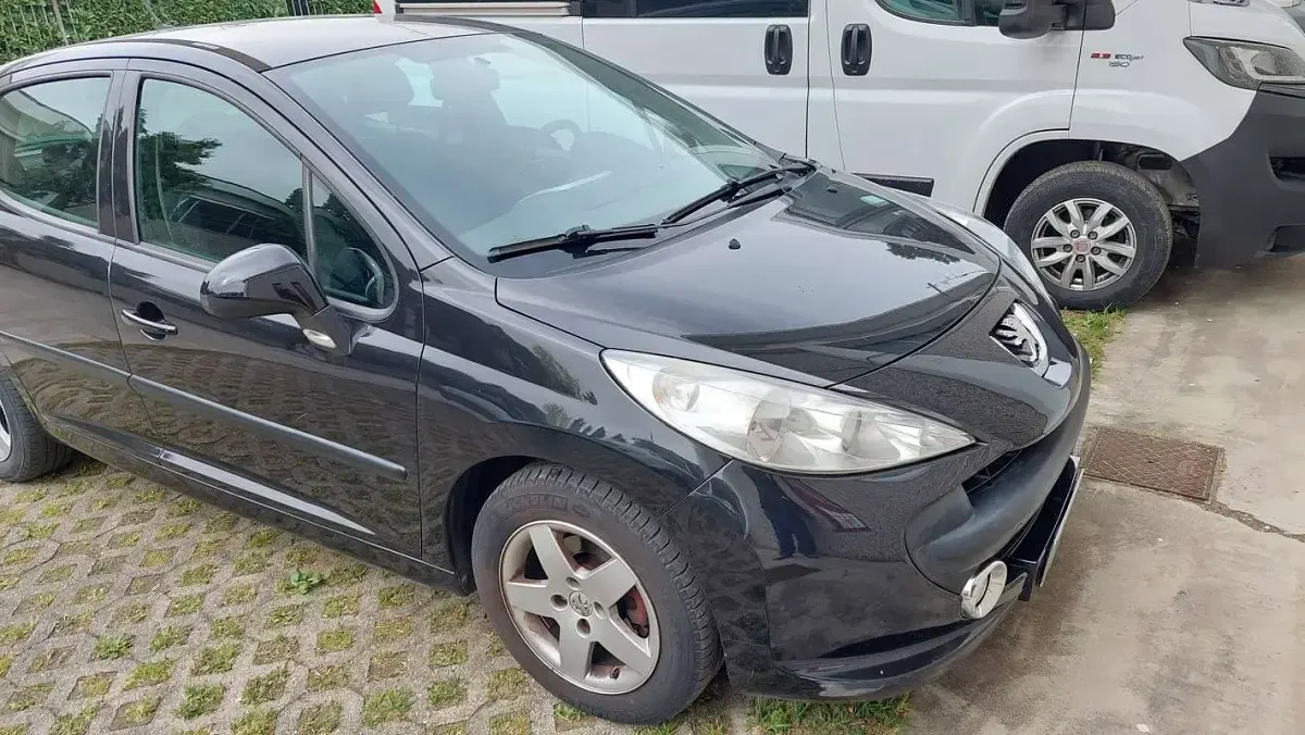 Usata Peugeot 207 Sport 73 CV (53 kW) 2009 Nero Berlina