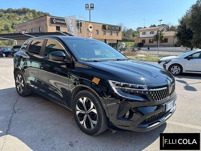 Usata Renault Austral Equilibre 131 CV (96 kW) 2024 Nero SUV
