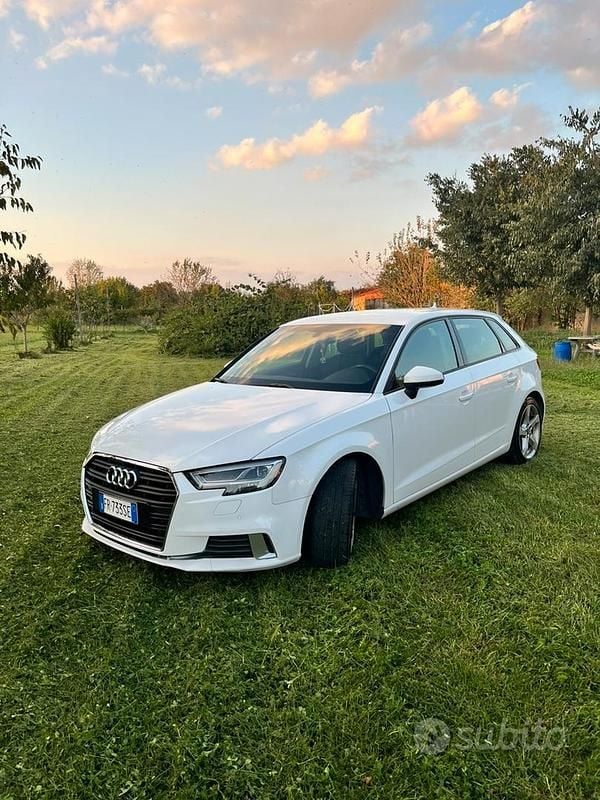 Bianco Usata 2018 Audi A3 Tre volumi | 10.500 € (Super prezzo) - Immagine 1/4