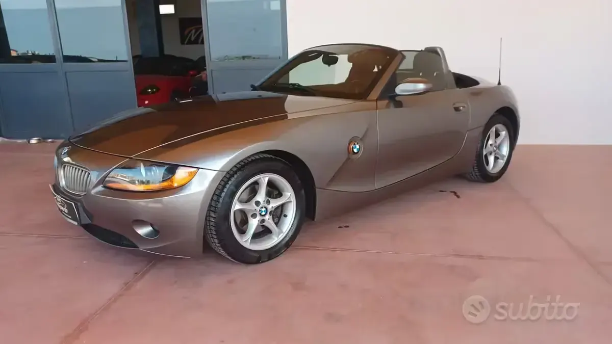 Usata BMW Z4 192 CV (141 kW) 2005 Grigio Cabrio