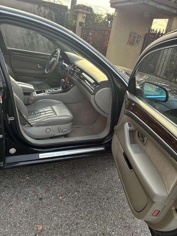 Usata Audi A8 Ambiente 334 CV (245 kW) 2002 Nero Berlina