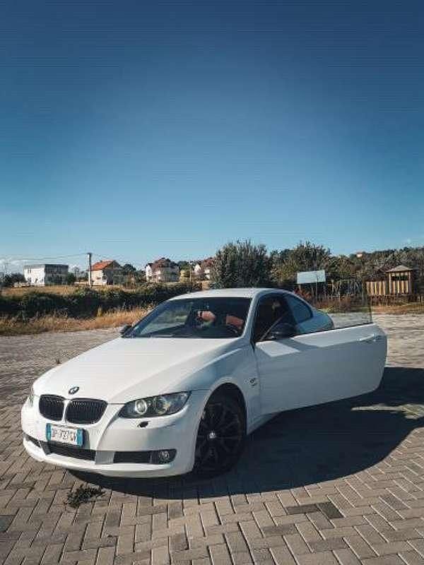 Usata BMW 330 245 CV (180 kW) 2008 Coupé