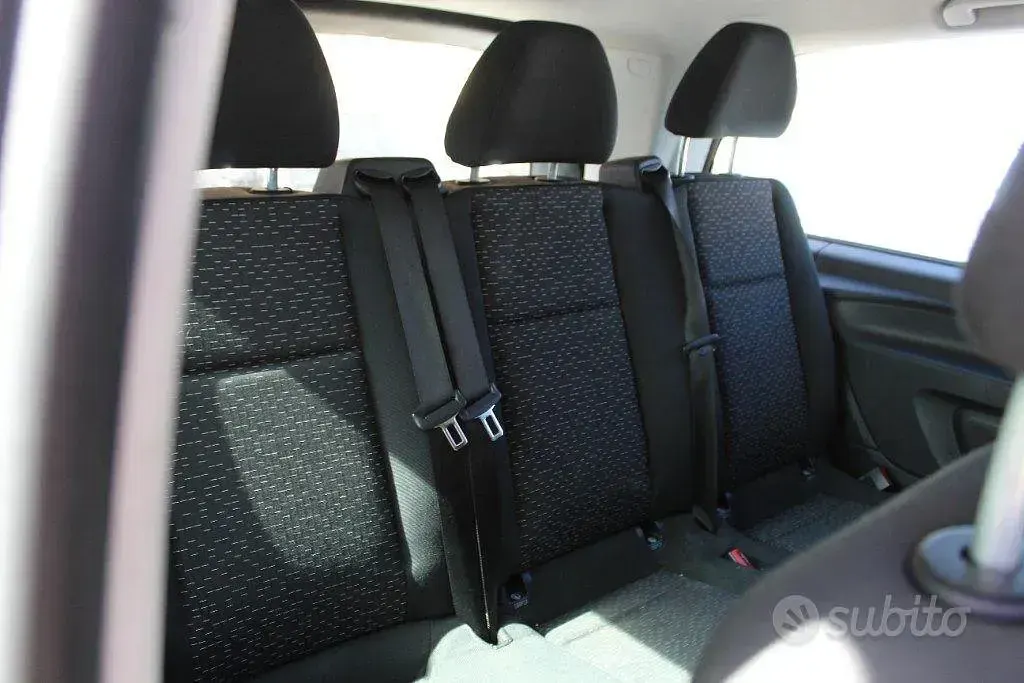 Usata Mercedes Vito 136 CV (100 kW) 2022 Bianco Furgone