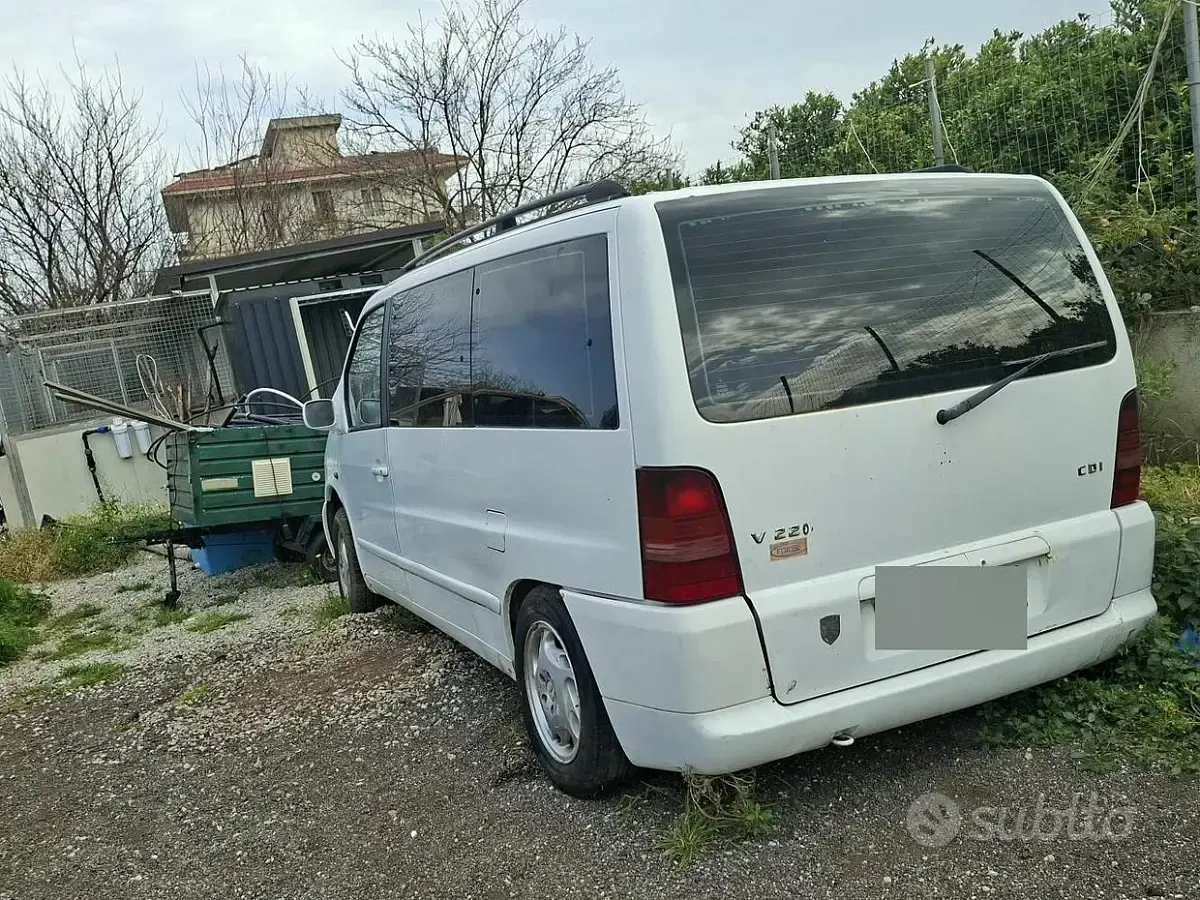 Usata Mercedes Vito 122 CV (89 kW) 2002 Bianco Furgone