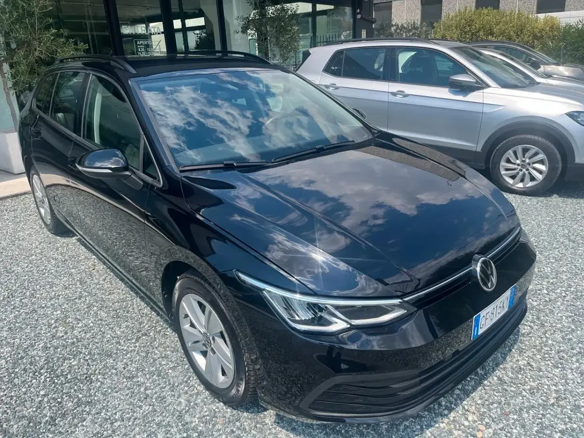 Usata VW Golf VIII 115 CV (84 kW) 2021 Nero Station wagon