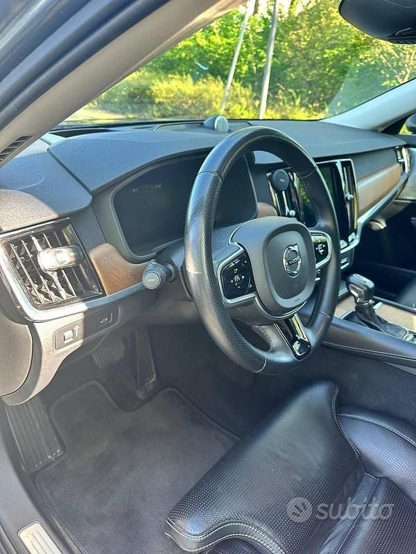 Usata Volvo V90 Inscription 190 CV (139 kW) 2017 Grigio Station wagon