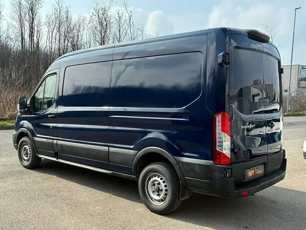 Usata Ford Transit 131 CV (96 kW) 2019 Blu/azzurro Furgone