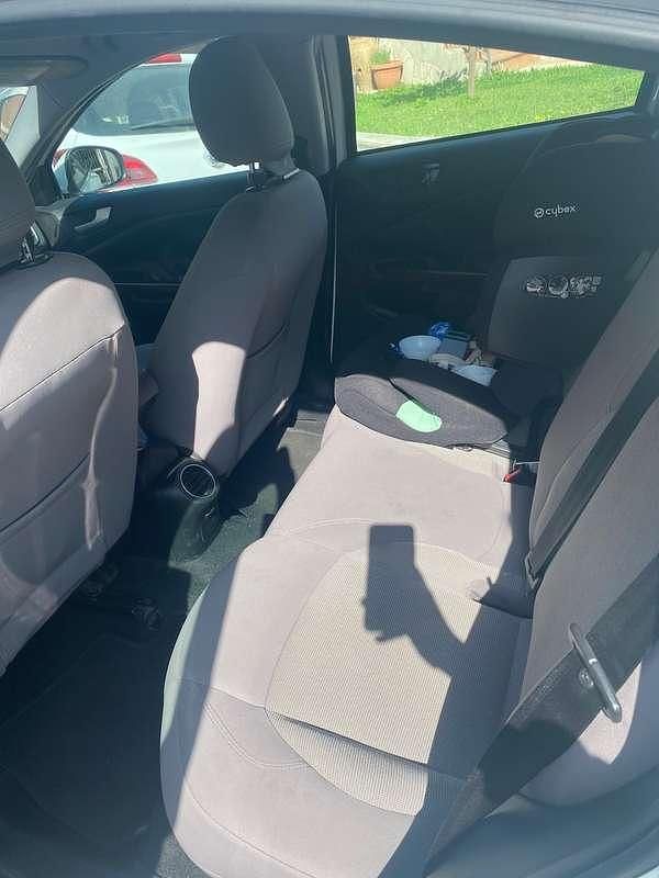 Usata Alfa Romeo Giulietta Distinctive 120 CV (88 kW) 2014 Bianco Utilitaria